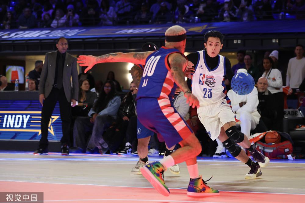 他携带着全 他携带着全