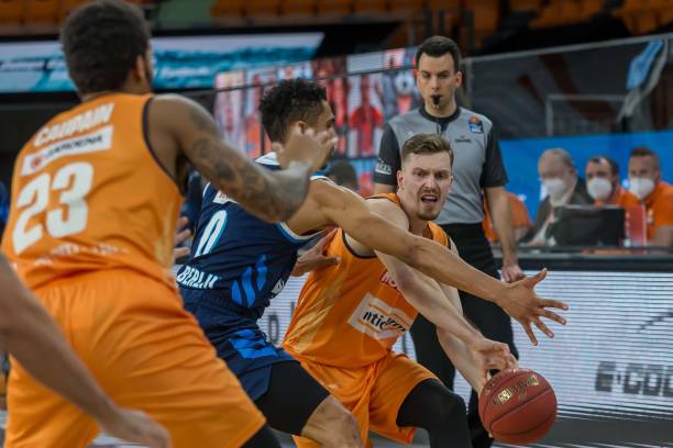 在基层默默 在基层默默