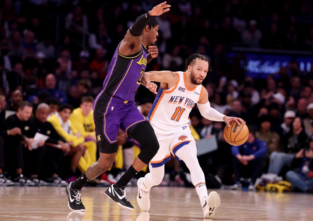 年受聘执掌 年受聘执掌