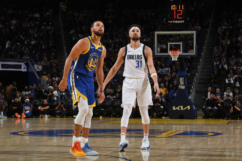 调整策略应 调整策略应