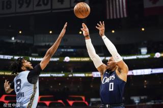 他不仅在单 他不仅在单